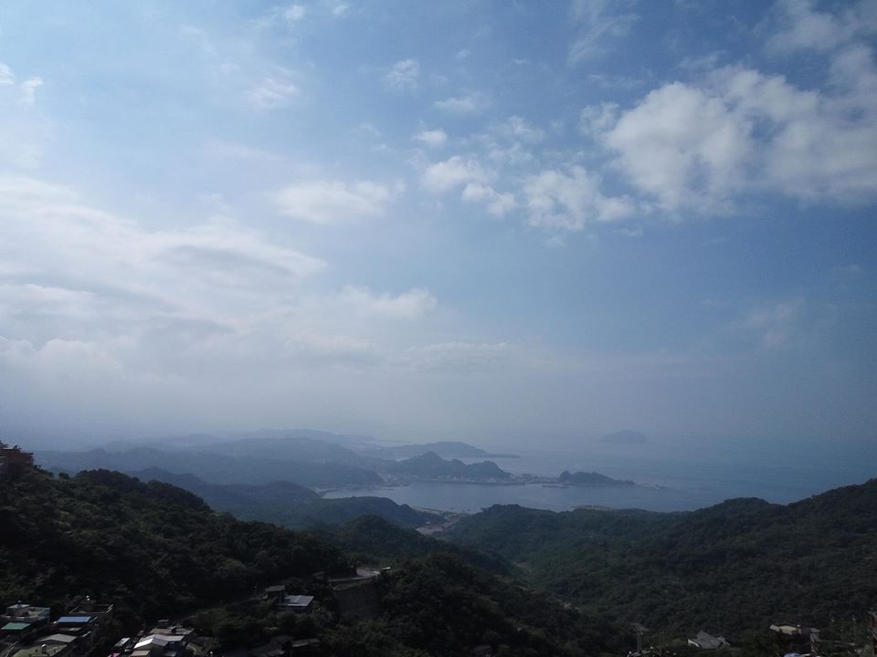 九份 / At Jiufen, Taiwan is quite a beautiful place too